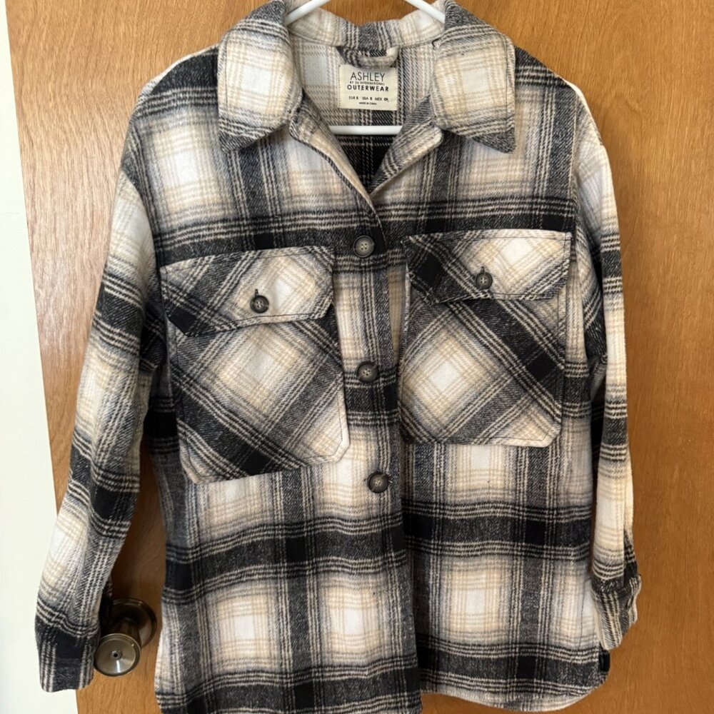 Ashley By 26 International Outerwear Plaid Flannel Jacket Shacket Size Small